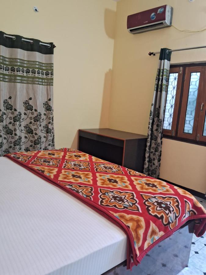 Blue Sky Homestay Khajuraho Ngoại thất bức ảnh