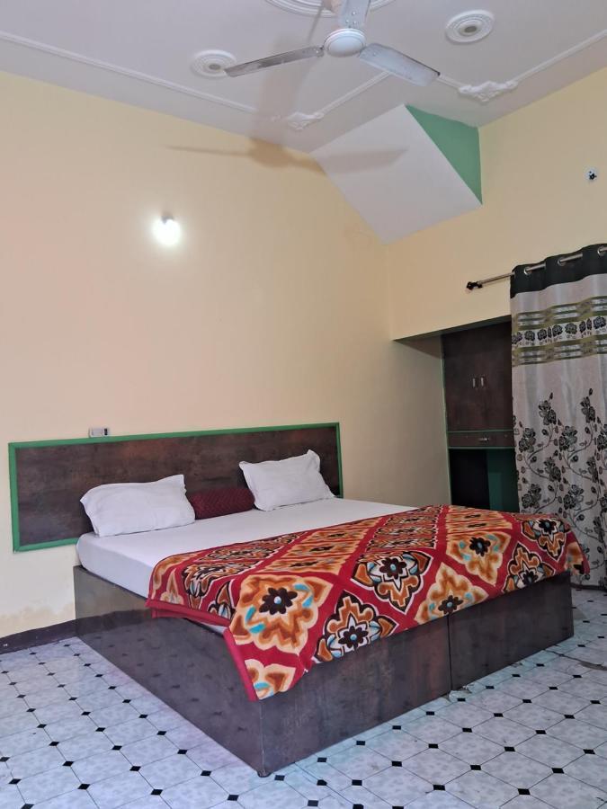 Blue Sky Homestay Khajuraho Ngoại thất bức ảnh